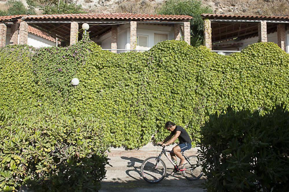 Villaggio Formicoli Capo Vaticano Exterior photo